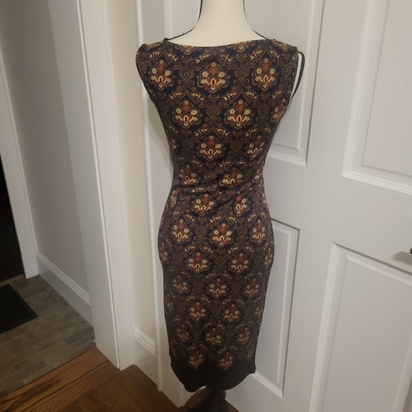 Beautiful Designer Sheath Midi Dresscby Tory Burch Navy with floral Medallions - Picture 2 of 9